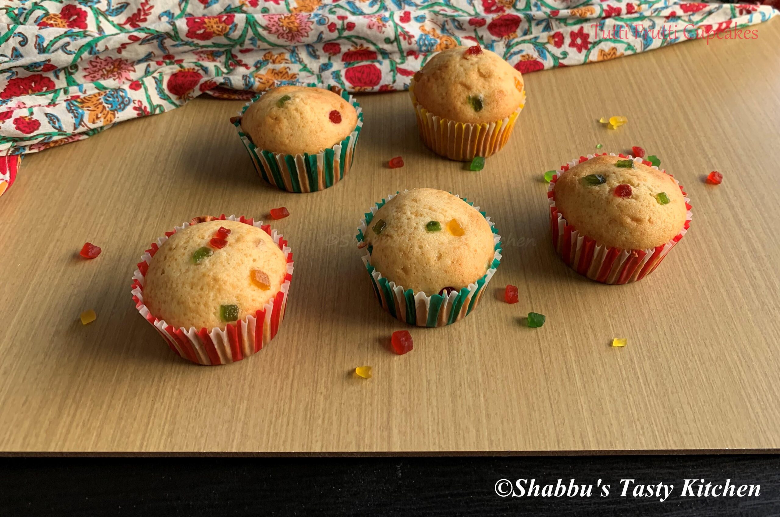 Tutti Frutti Cupcakes - Shabbu&amp;#39;s Tasty Kitchen
